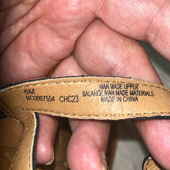 Cool BOC Blue Leather Big Toe Slip on Flat Sandals Sz 6M - Picture 8 of 9